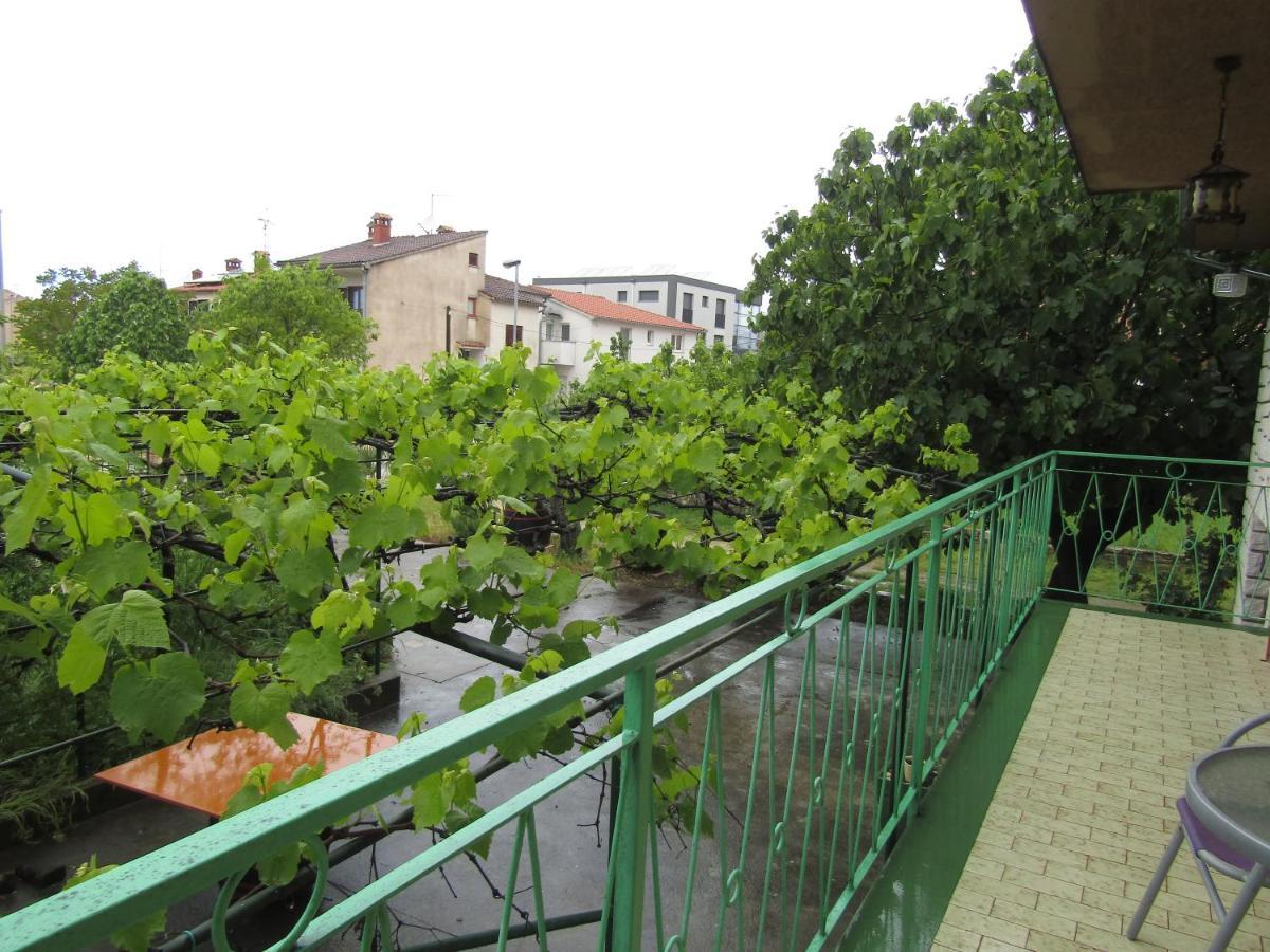 Green Gardens 2 Ровинь Экстерьер фото