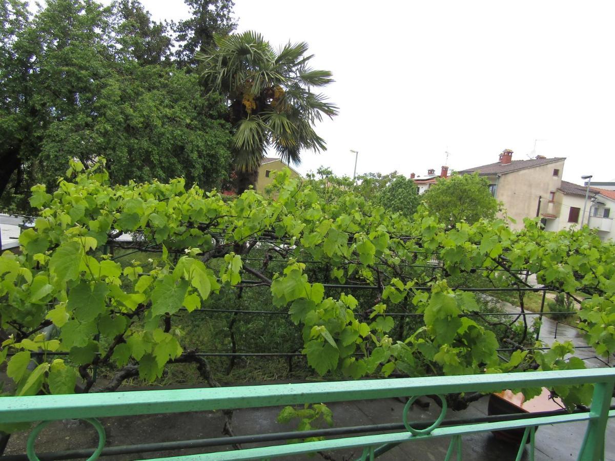 Green Gardens 2 Ровинь Экстерьер фото